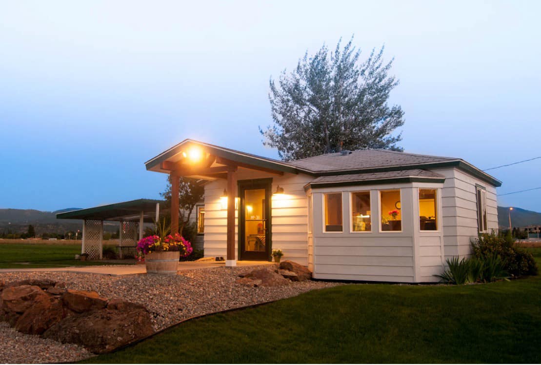 McKinlay & Peters Equine Hospital